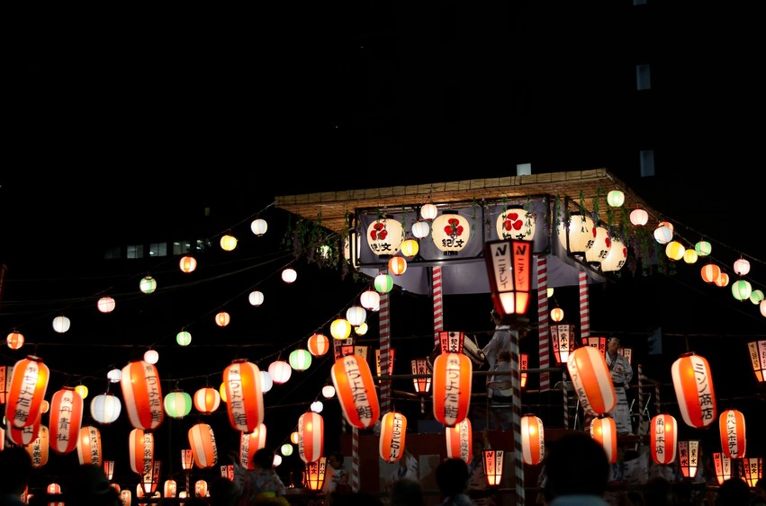 obon festival lanterne